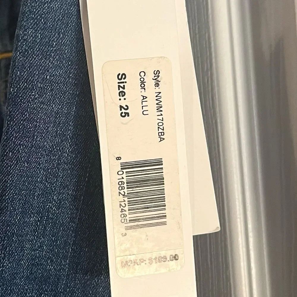 NWT Hudson Bootcut Midrise Signature Denim - Picture 9 of 12